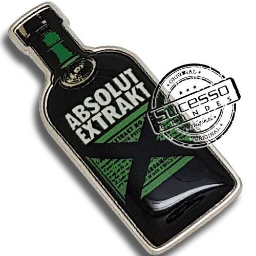 Pin de Metal no formato de garrafa de Garrafa de Vodka Personalizado com etiqueta resinada colorida, no acabamento prateado